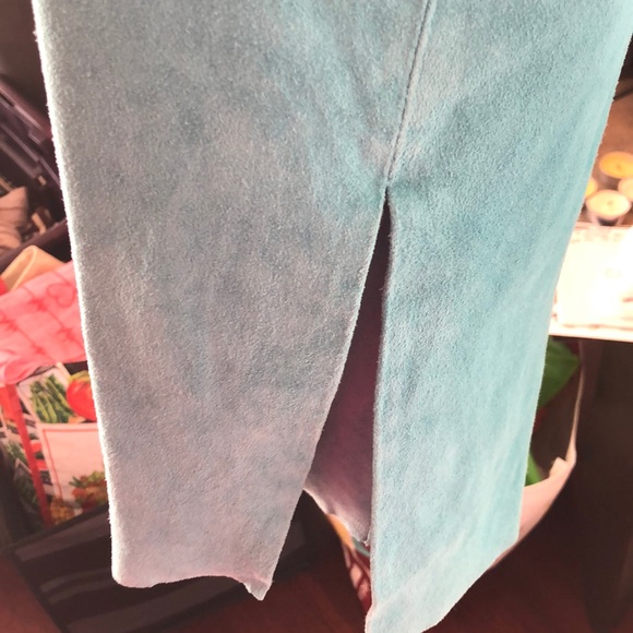 Lily Pulitzer light weight suede pants - Picture 3 of 8